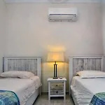 Medea - 3-br Private Retreat With Pool & Terrace * Polis