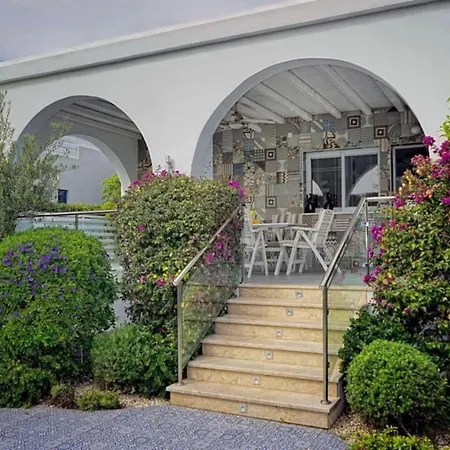 Medea - 3-br Private Retreat With Pool & Terrace * Полис