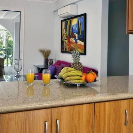 Medea - 3-br Private Retreat With Pool & Terrace * Полис