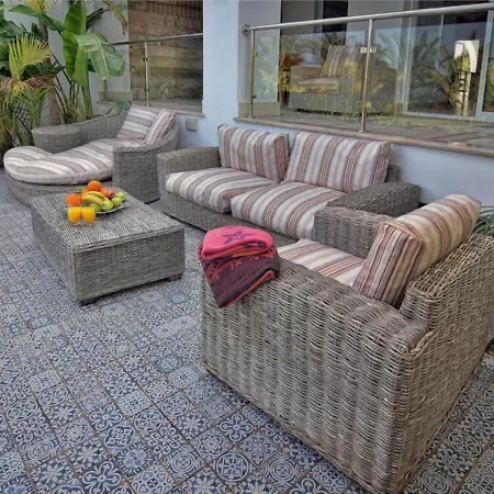 Medea - 3-br Private Retreat With Pool & Terrace *