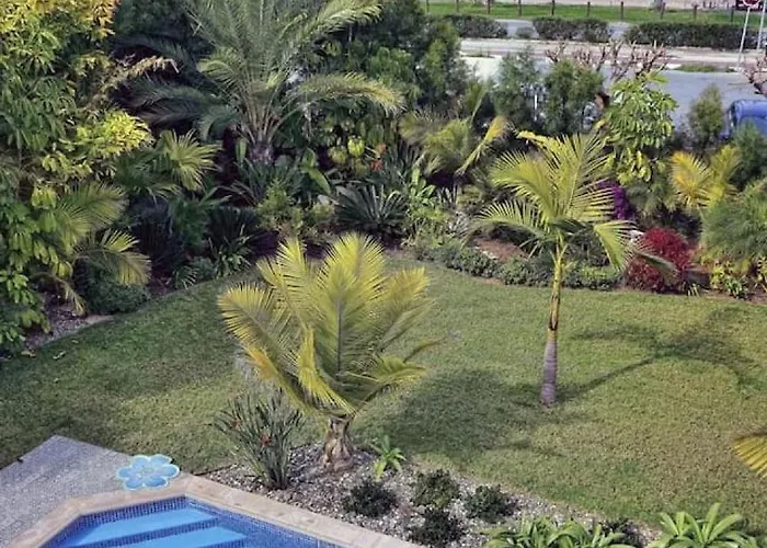 Medea - 3-br Private Retreat With Pool & Terrace Holiday home