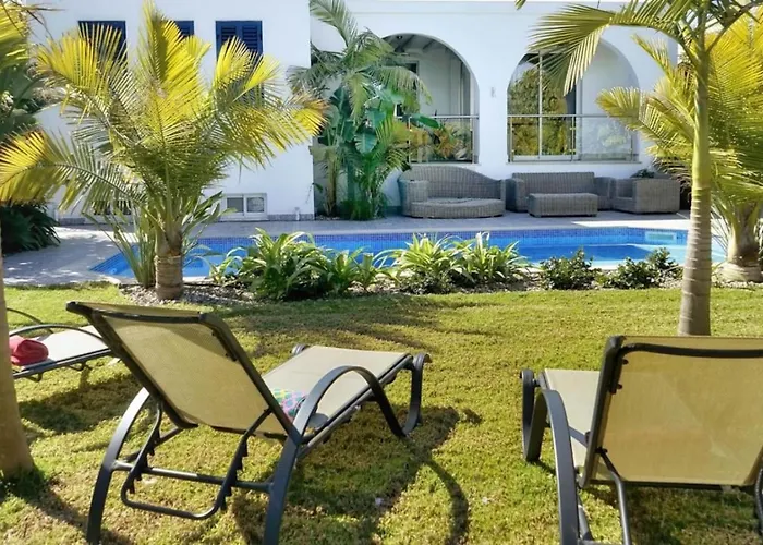 別荘 Medea - 3-br Private Retreat With Pool & Terrace